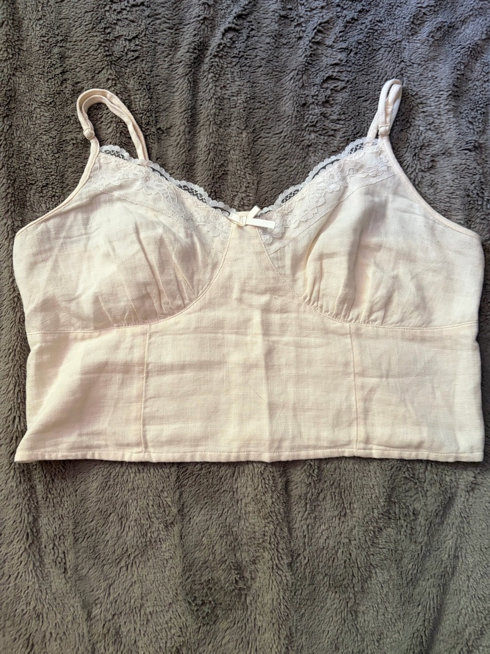 American Eagle Outfitters Lace Trim Cropped Tank